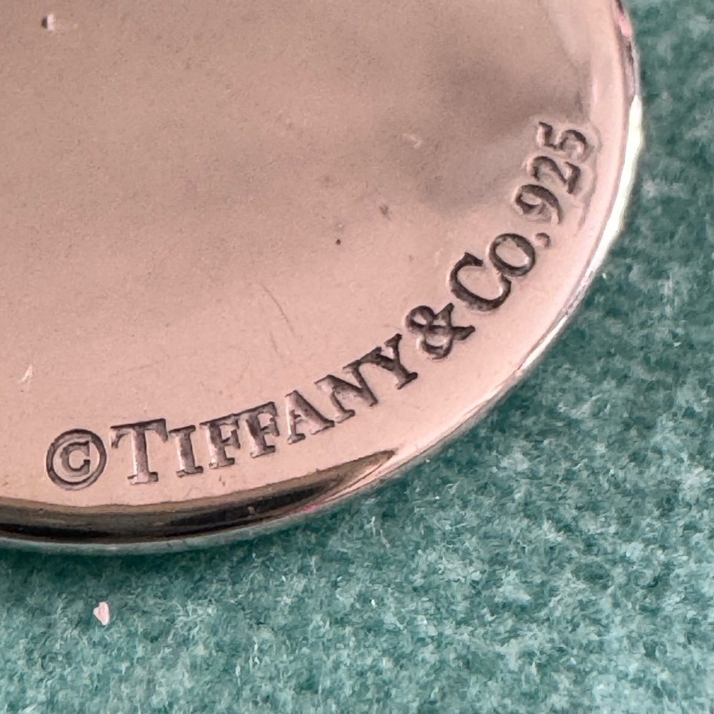 Tiffany & Co. Silver Notes Alphabet disc charm pendant letter W - Picture 5 of 7